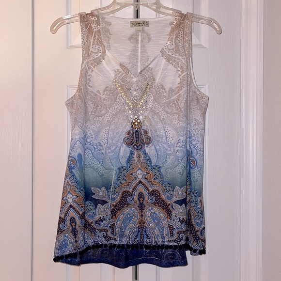 ONE WORLD Tops - Women’s Tank Top, size S